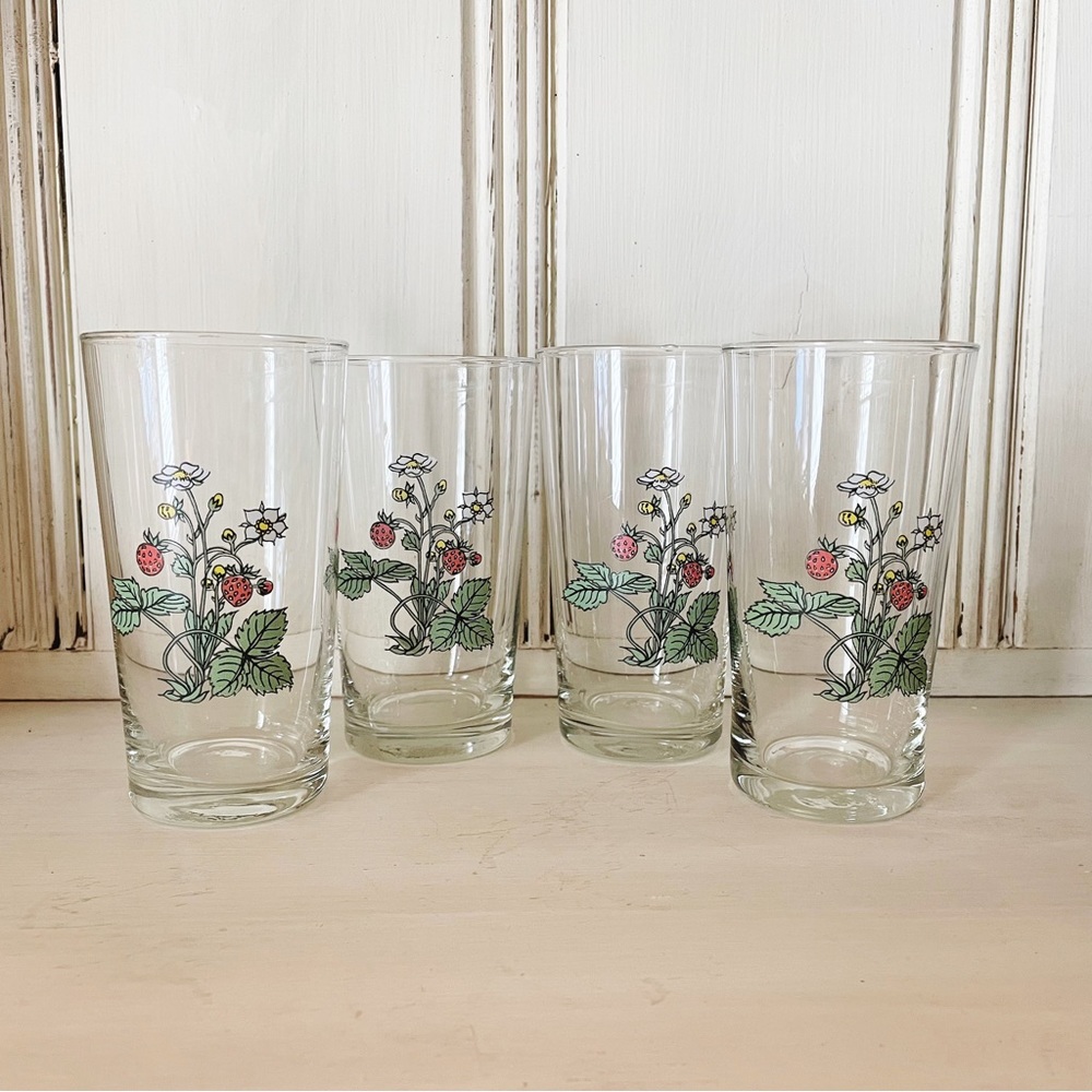 LIBBEY strawberry blossom drinking glasses